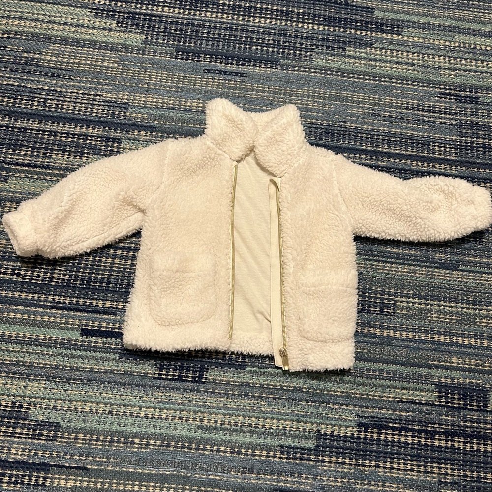 EUC H&M Cream Baby Sherpa Jacket -6-9 months